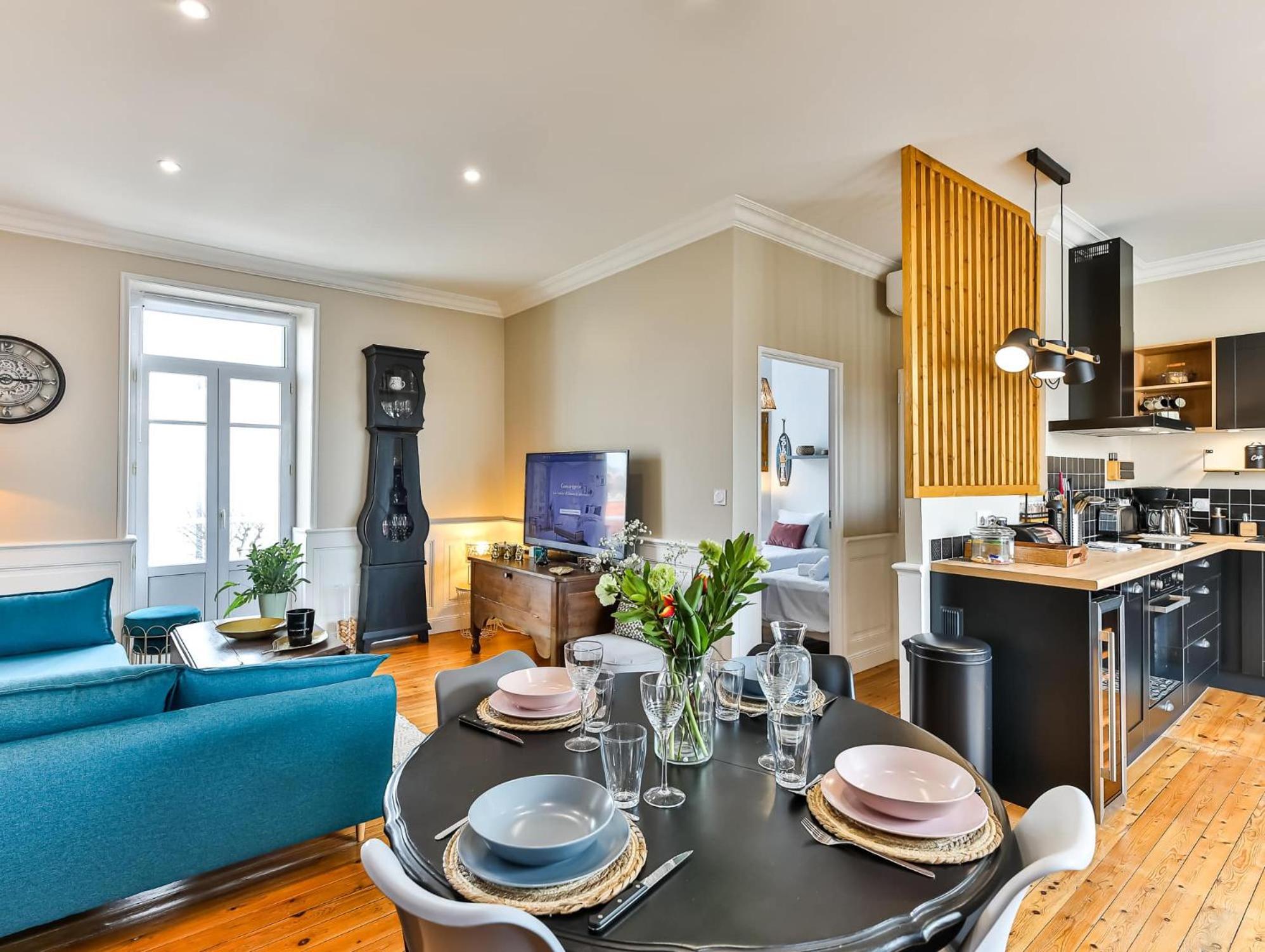 Chaleureux Logement-Centre Ville-Proche Gare-Plage Ле-Сабль-д'Олонн Екстер'єр фото